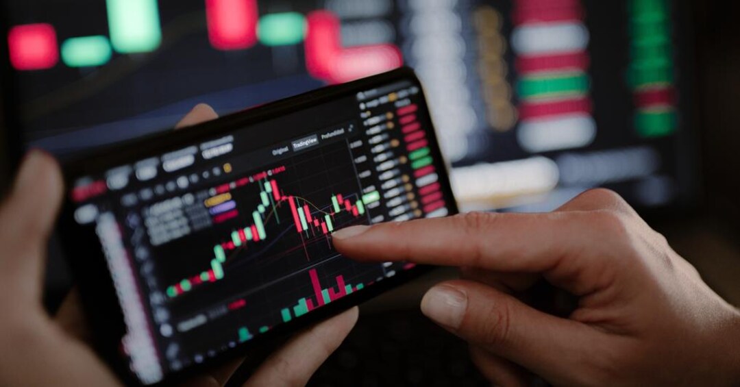 Nokia crolla a Helsinki con taglio outlook a Stoccolma tonfo di